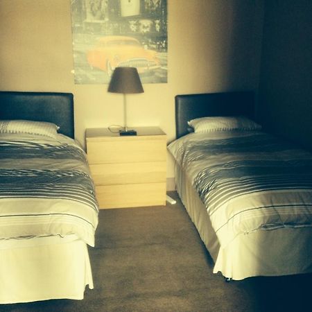 Coach & Horses Bed and Breakfast Tredegar Exteriör bild
