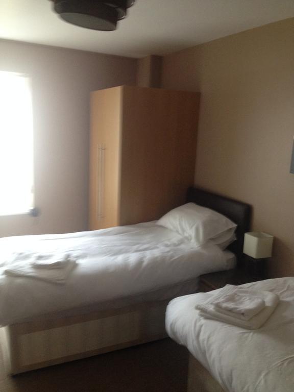 Coach & Horses Bed and Breakfast Tredegar Rum bild