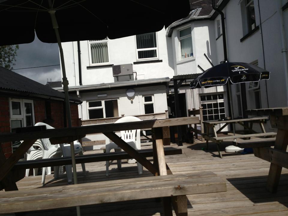 Coach & Horses Bed and Breakfast Tredegar Exteriör bild